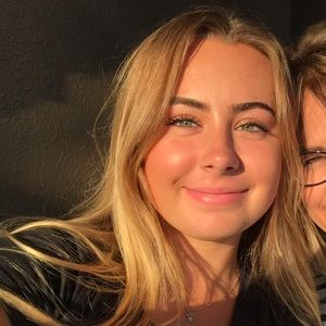 Meet your Posher, Ally